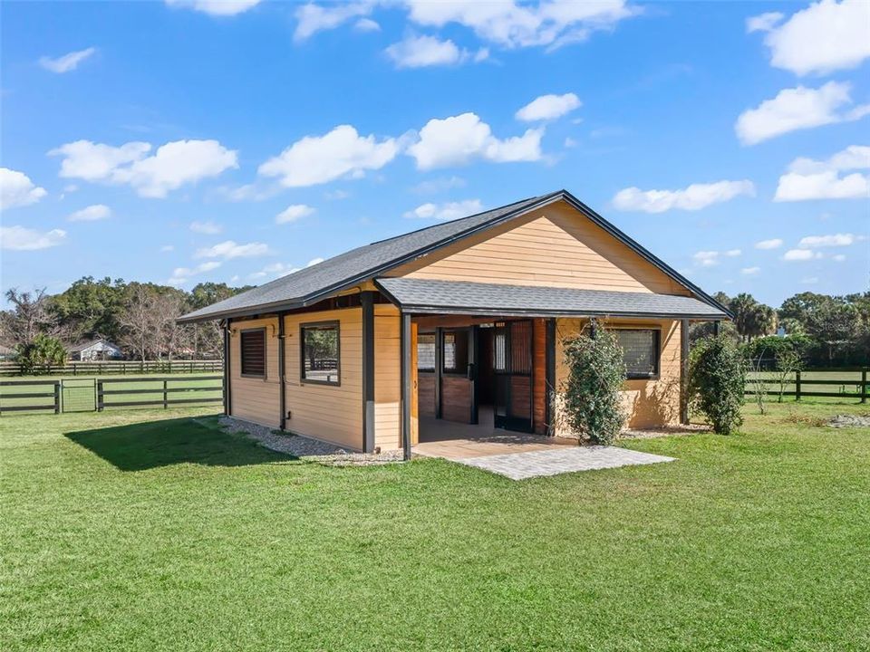 For Sale: $1,200,000 (4 beds, 3 baths, 4341 Square Feet)