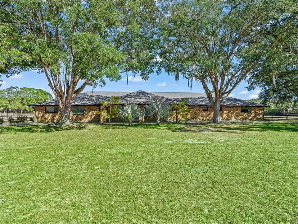 For Sale: $1,200,000 (4 beds, 3 baths, 4341 Square Feet)