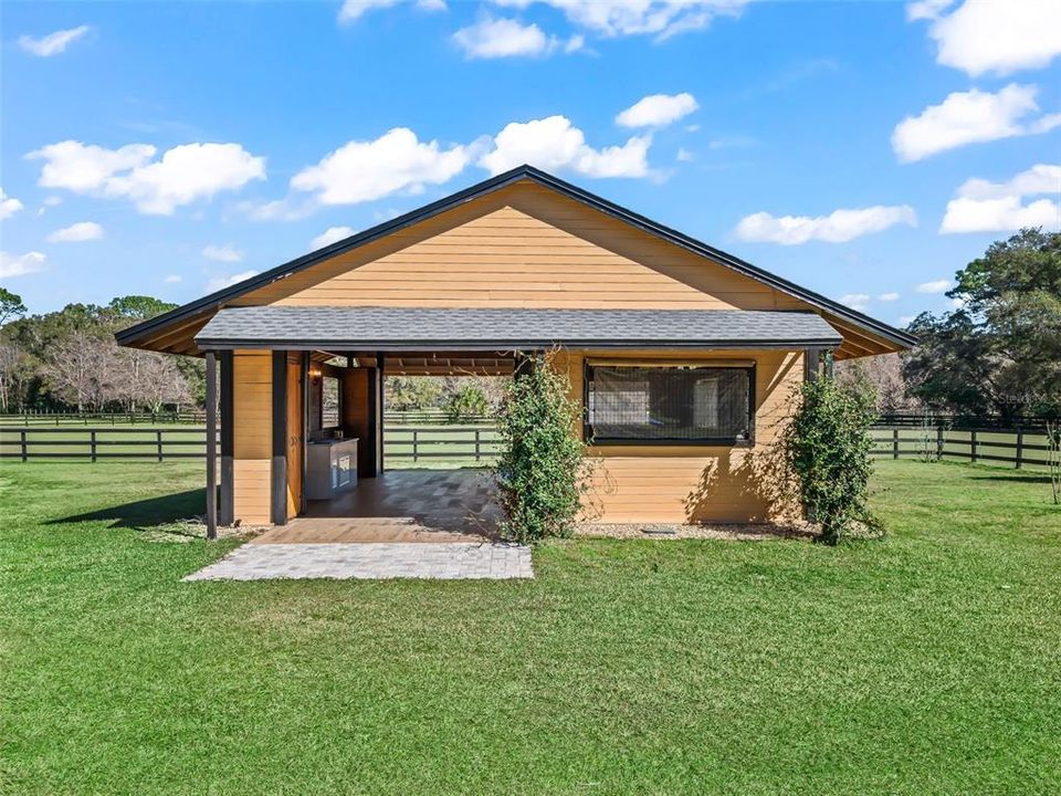 For Sale: $1,200,000 (4 beds, 3 baths, 4341 Square Feet)