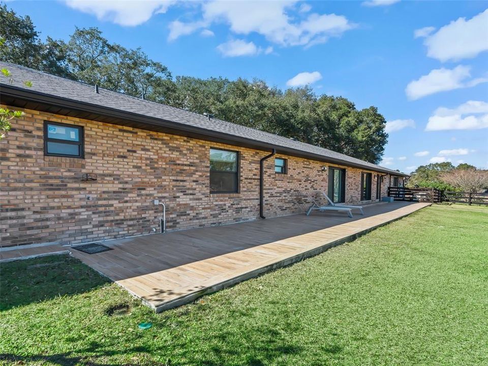 For Sale: $1,200,000 (4 beds, 3 baths, 4341 Square Feet)