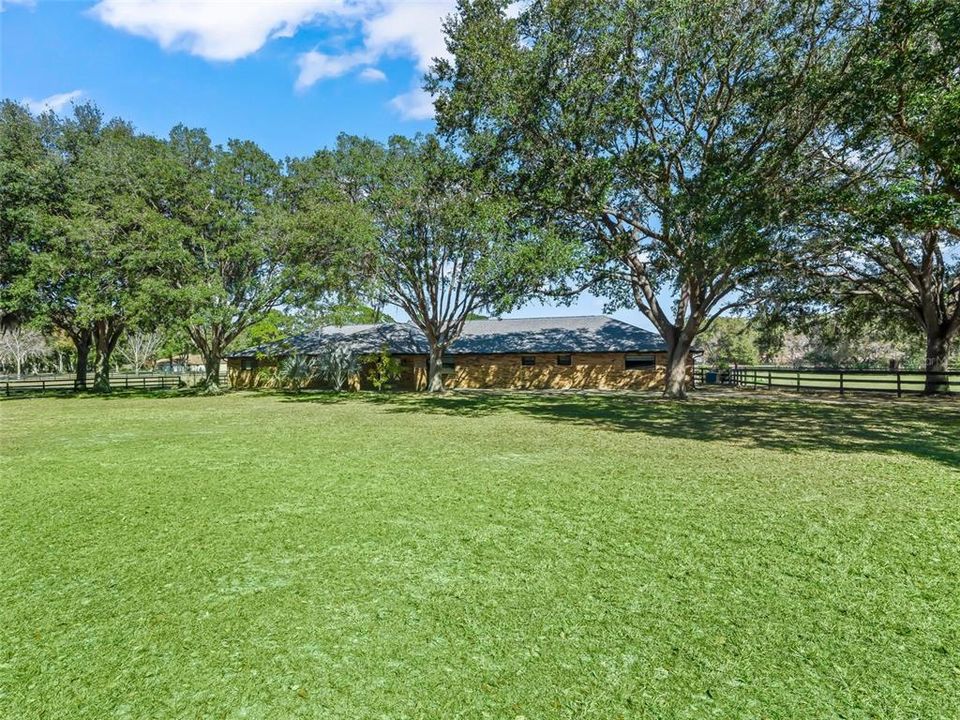 For Sale: $1,200,000 (4 beds, 3 baths, 4341 Square Feet)