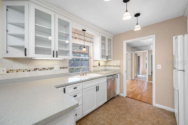 For Sale: $575,000 (4 beds, 2 baths, 1878 Square Feet)