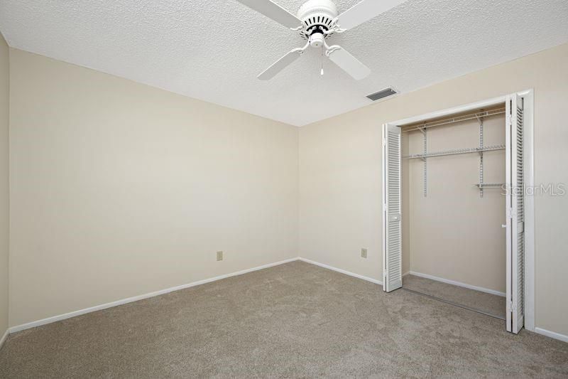 For Sale: $575,000 (4 beds, 2 baths, 1878 Square Feet)