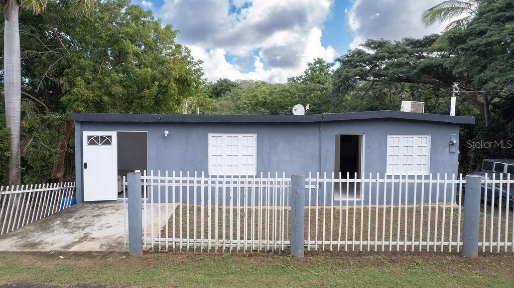 En Venta: $265,000 (3 camas, 2 baños, 800 Pies cuadrados)