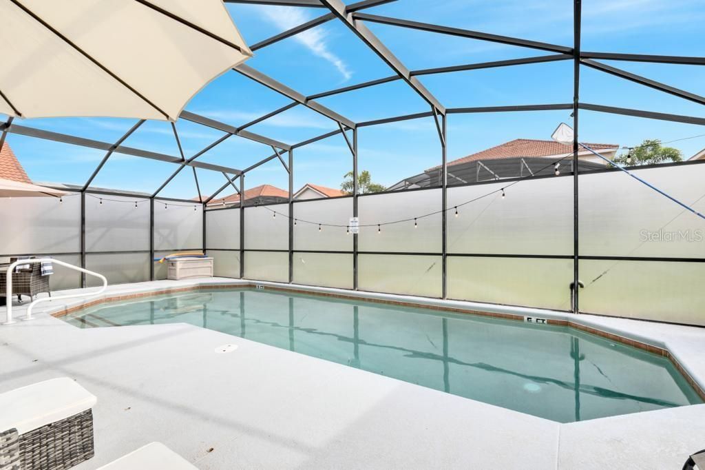 Activo con contrato: $525,000 (7 camas, 4 baños, 2771 Pies cuadrados)