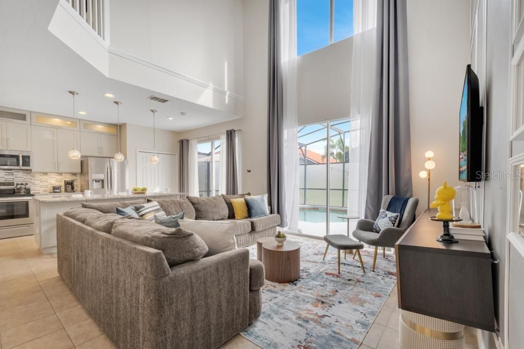 Activo con contrato: $525,000 (7 camas, 4 baños, 2771 Pies cuadrados)