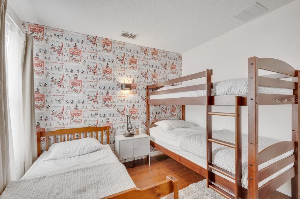 Activo con contrato: $525,000 (7 camas, 4 baños, 2771 Pies cuadrados)
