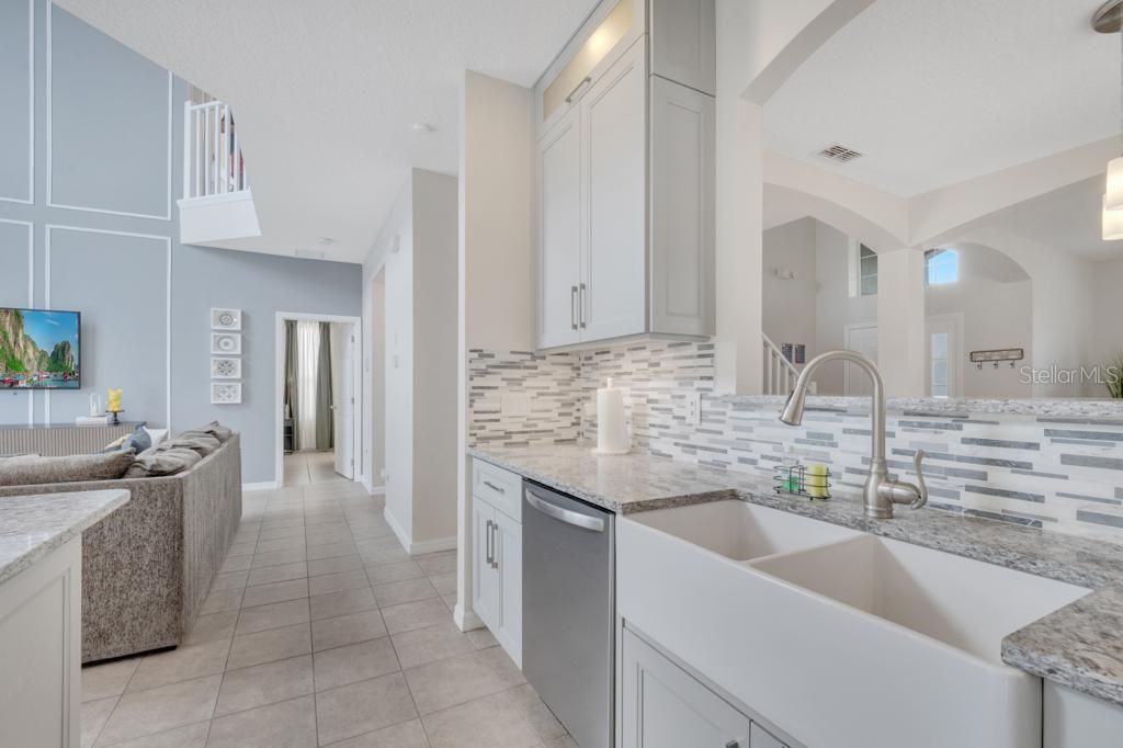Activo con contrato: $525,000 (7 camas, 4 baños, 2771 Pies cuadrados)
