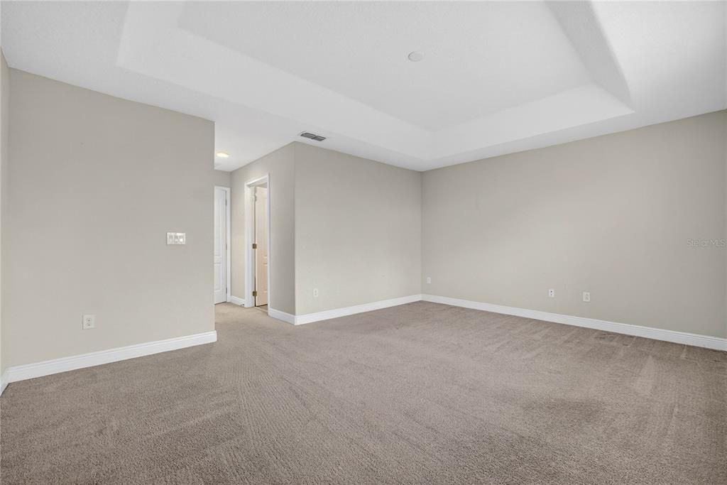 For Sale: $250,000 (3 beds, 2 baths, 1632 Square Feet)