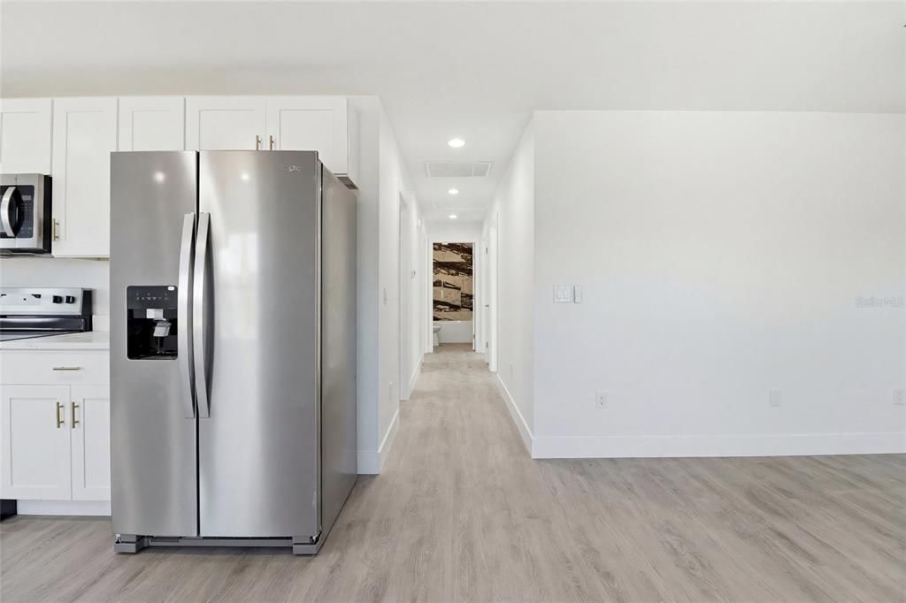 Activo con contrato: $235,000 (3 camas, 2 baños, 1046 Pies cuadrados)
