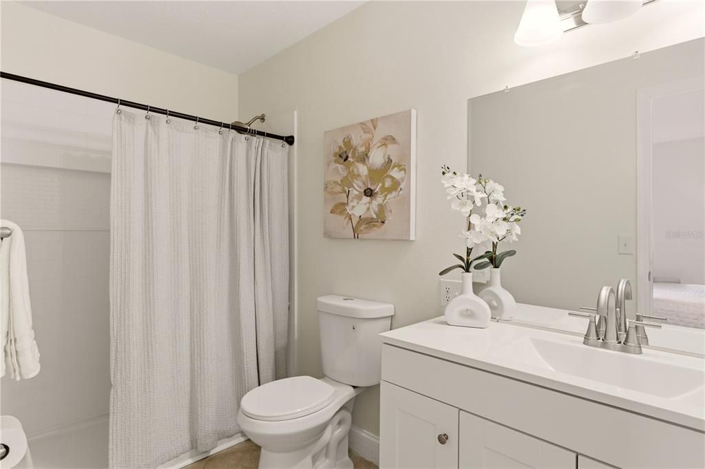 En Venta: $175,000 (2 camas, 2 baños, 979 Pies cuadrados)