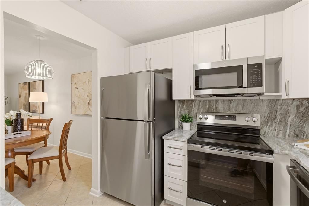 En Venta: $175,000 (2 camas, 2 baños, 979 Pies cuadrados)