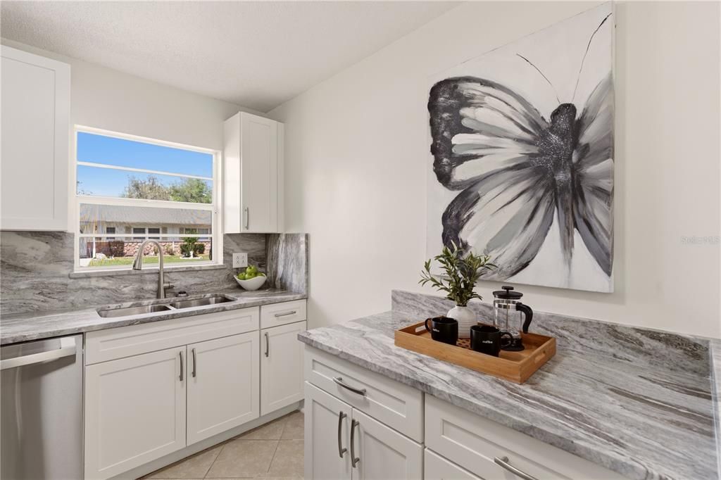 En Venta: $175,000 (2 camas, 2 baños, 979 Pies cuadrados)