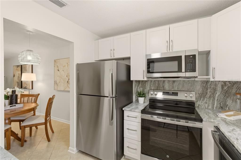 En Venta: $175,000 (2 camas, 2 baños, 979 Pies cuadrados)