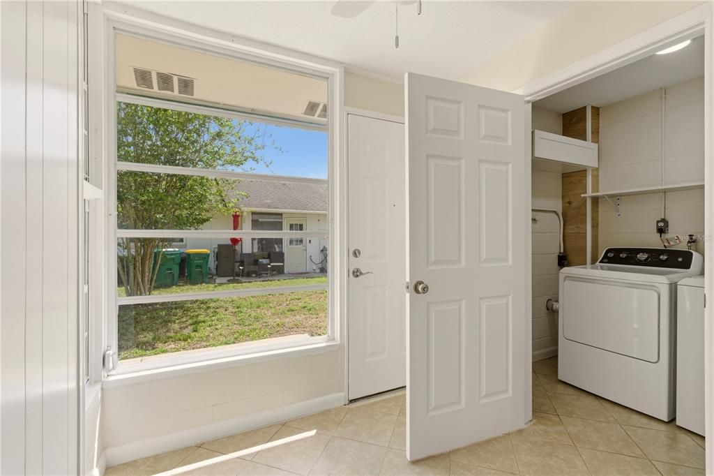 En Venta: $175,000 (2 camas, 2 baños, 979 Pies cuadrados)