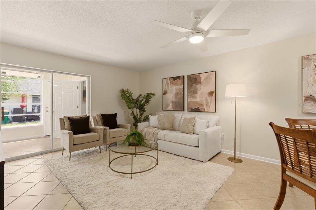 En Venta: $175,000 (2 camas, 2 baños, 979 Pies cuadrados)