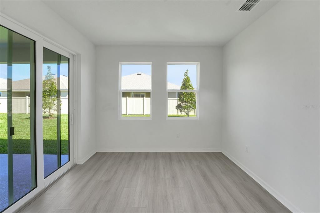 For Sale: $609,990 (5 beds, 3 baths, 3550 Square Feet)