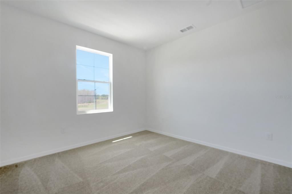 For Sale: $609,990 (5 beds, 3 baths, 3550 Square Feet)