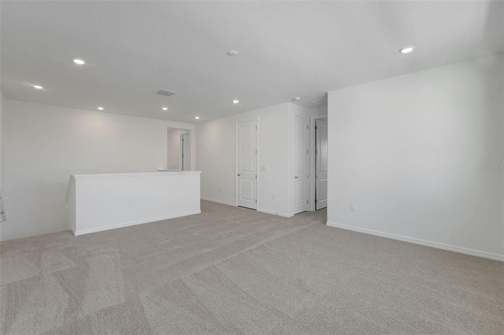 For Sale: $609,990 (5 beds, 3 baths, 3550 Square Feet)