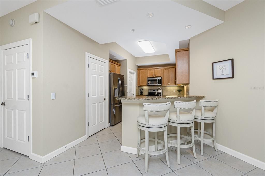 Active With Contract: $259,900 (3 beds, 2 baths, 1729 Square Feet)