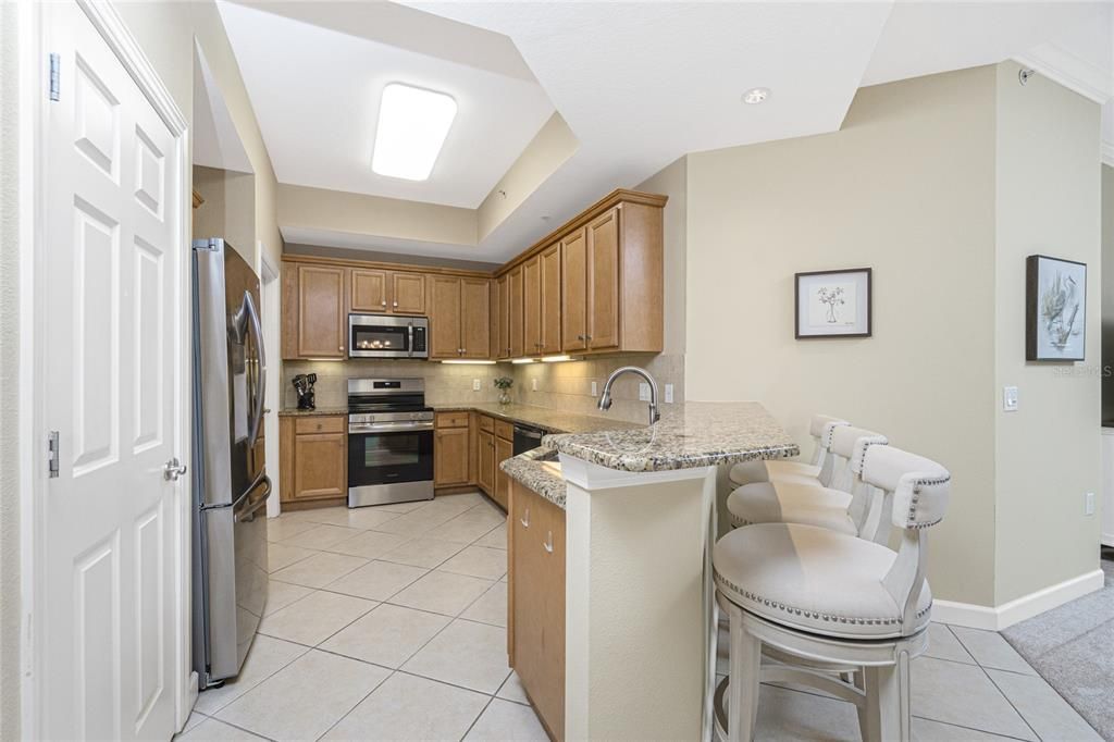 Active With Contract: $259,900 (3 beds, 2 baths, 1729 Square Feet)