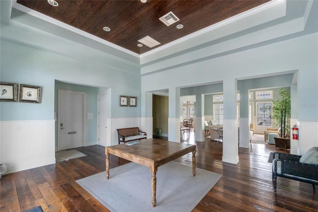 Active With Contract: $259,900 (3 beds, 2 baths, 1729 Square Feet)
