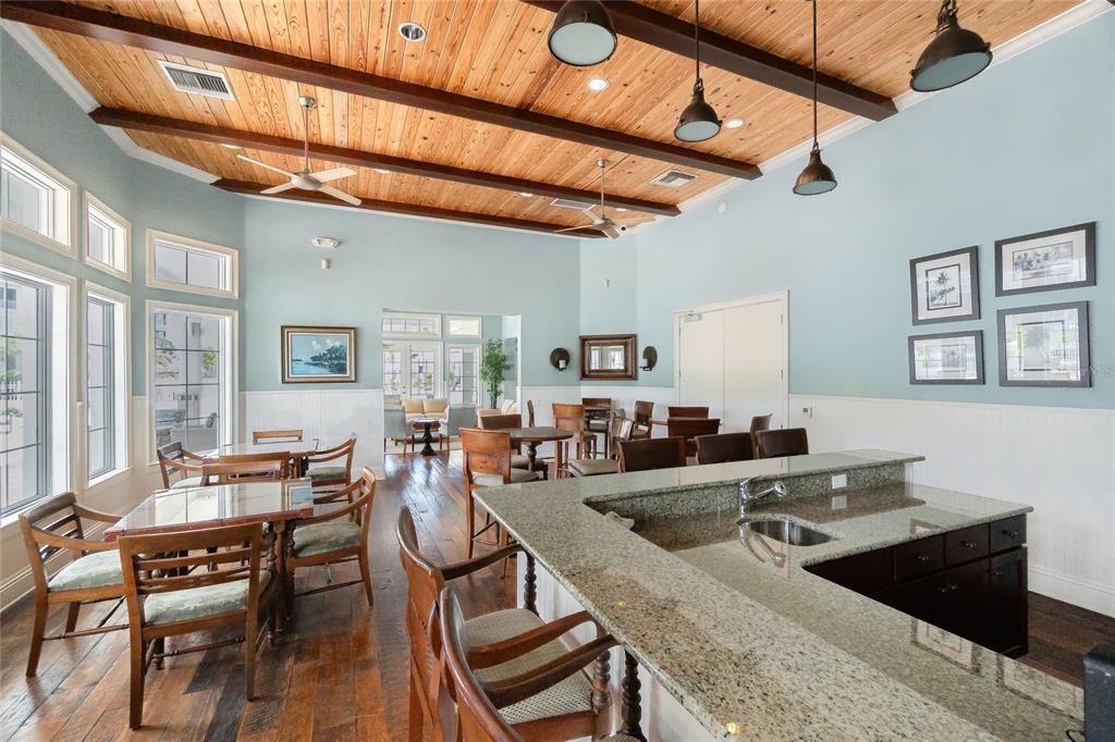 Active With Contract: $259,900 (3 beds, 2 baths, 1729 Square Feet)