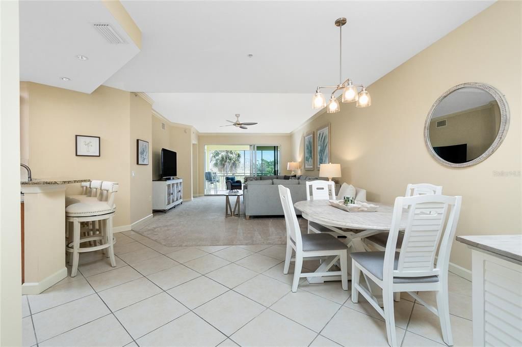 Active With Contract: $259,900 (3 beds, 2 baths, 1729 Square Feet)