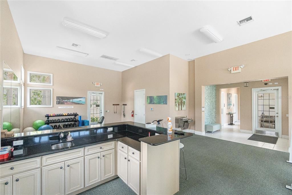 Active With Contract: $259,900 (3 beds, 2 baths, 1729 Square Feet)