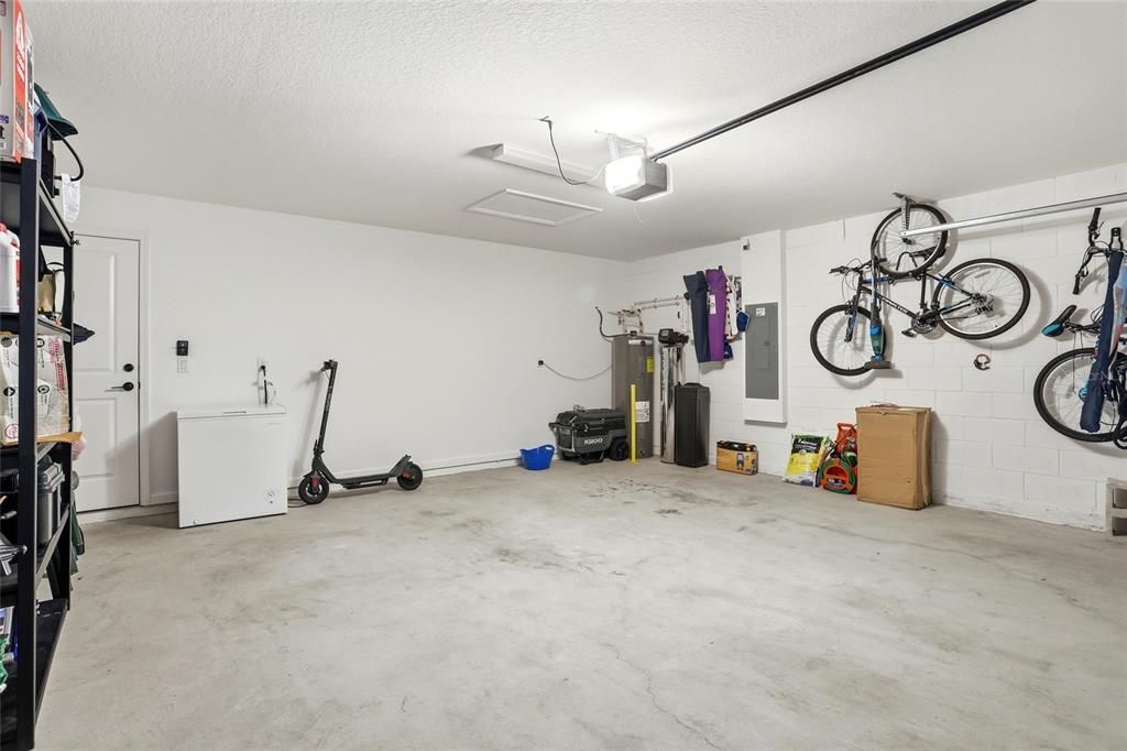 Active With Contract: $280,000 (4 beds, 3 baths, 2121 Square Feet)