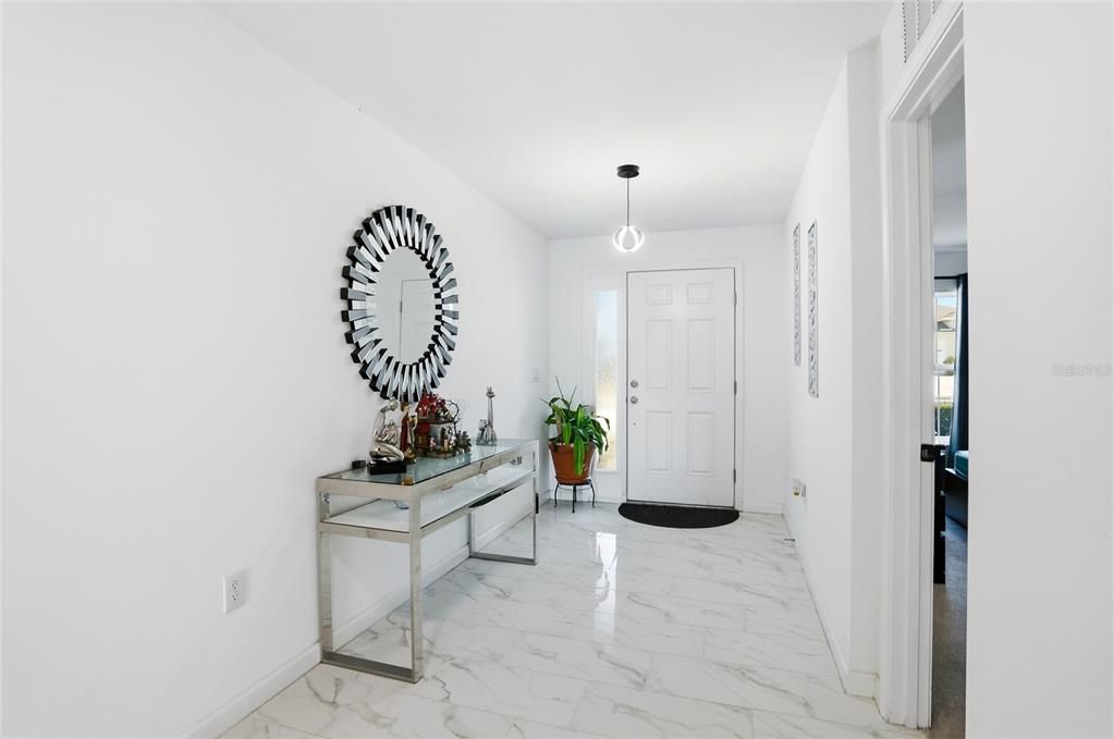 Active With Contract: $280,000 (4 beds, 3 baths, 2121 Square Feet)