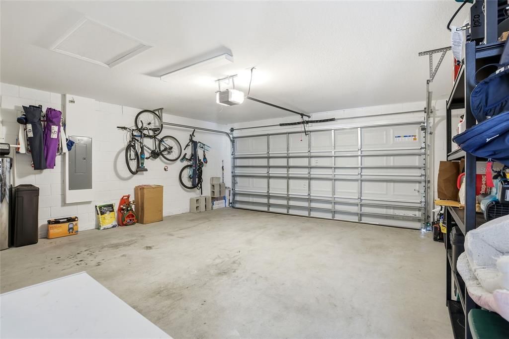 Active With Contract: $280,000 (4 beds, 3 baths, 2121 Square Feet)