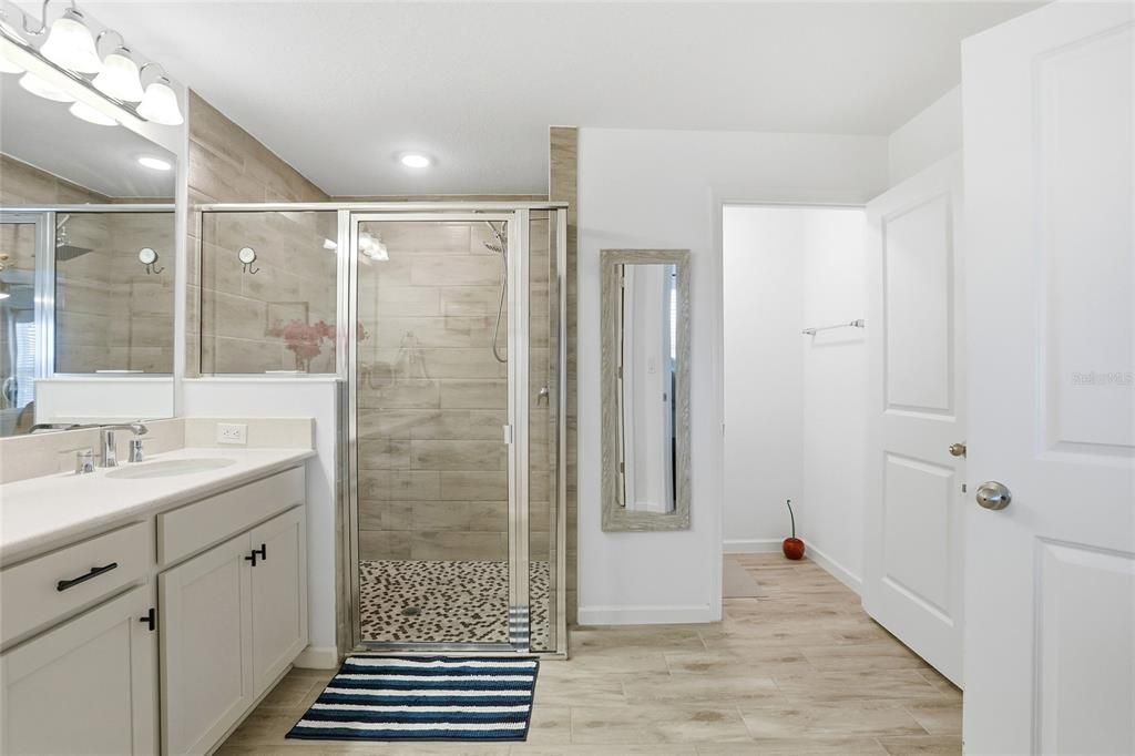 Active With Contract: $280,000 (4 beds, 3 baths, 2121 Square Feet)
