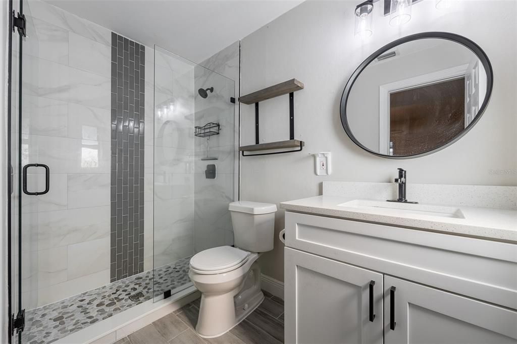 На продажу: $369,999 (3 спален, 2 ванн, 1189 Квадратных фут)