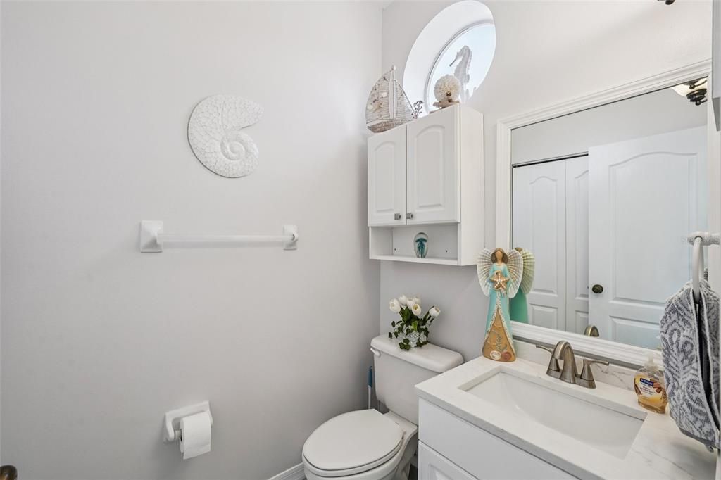En Venta: $569,999 (3 camas, 3 baños, 2236 Pies cuadrados)