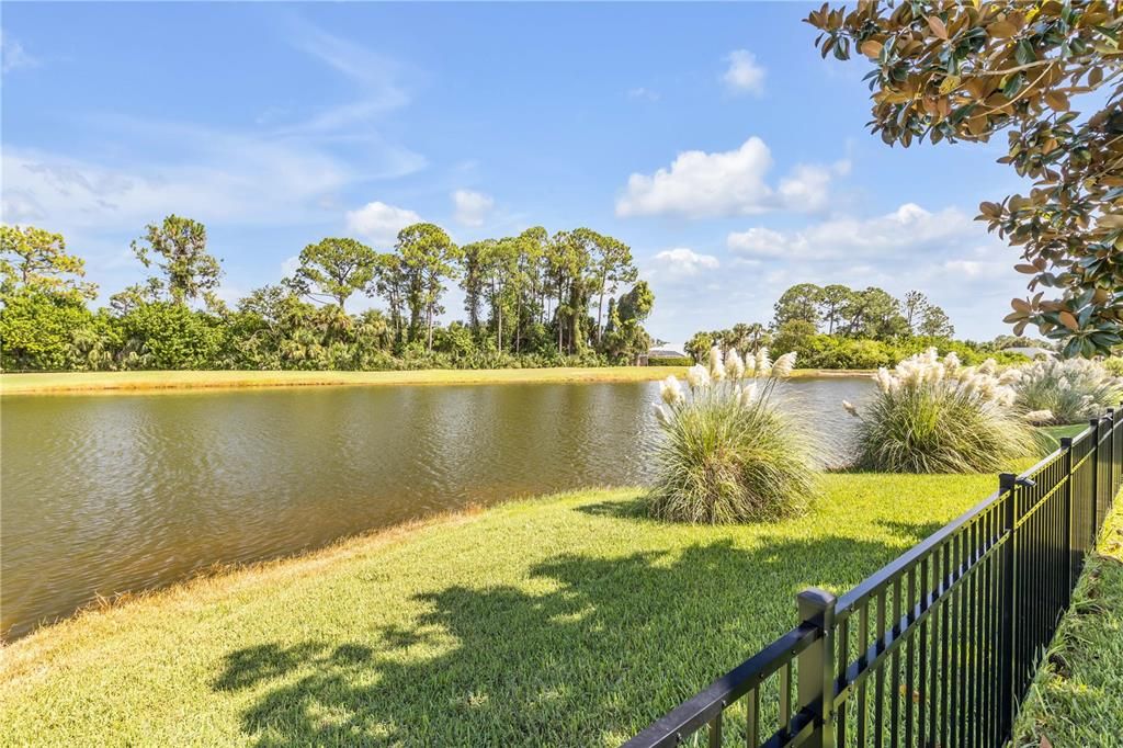 Activo con contrato: $459,900 (3 camas, 2 baños, 1869 Pies cuadrados)