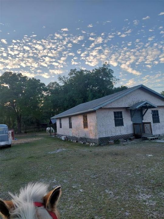 For Sale: $280,000 (3 beds, 1 baths, 1288 Square Feet)
