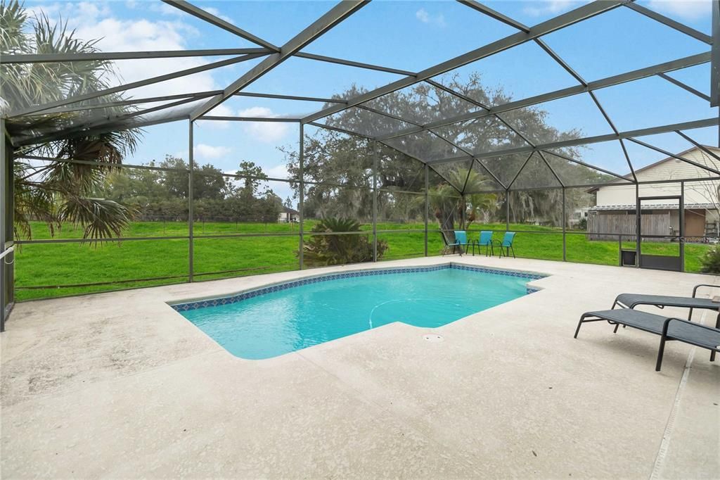 En Venta: $795,000 (4 camas, 3 baños, 2717 Pies cuadrados)