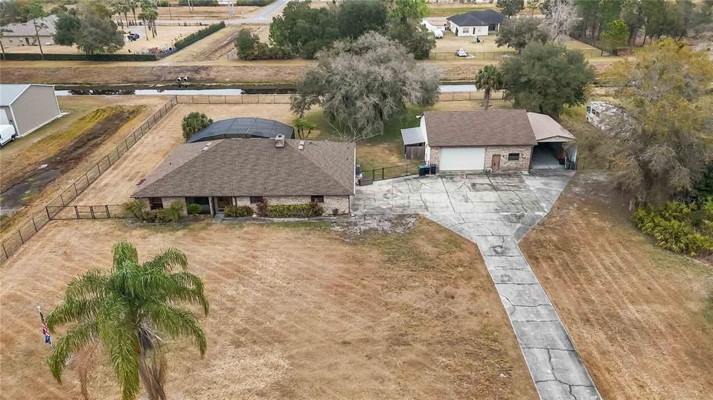 En Venta: $795,000 (4 camas, 3 baños, 2717 Pies cuadrados)