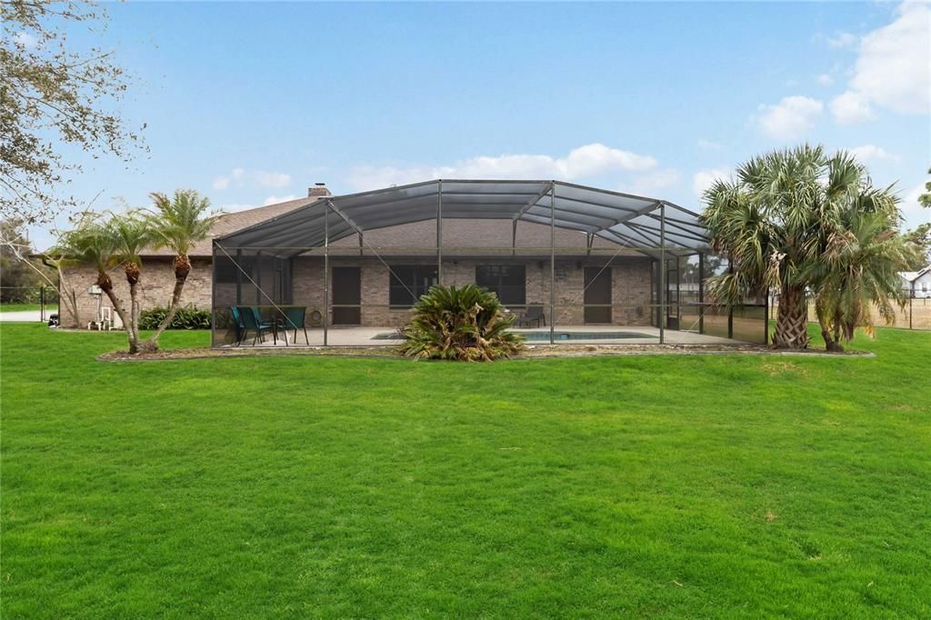 En Venta: $795,000 (4 camas, 3 baños, 2717 Pies cuadrados)