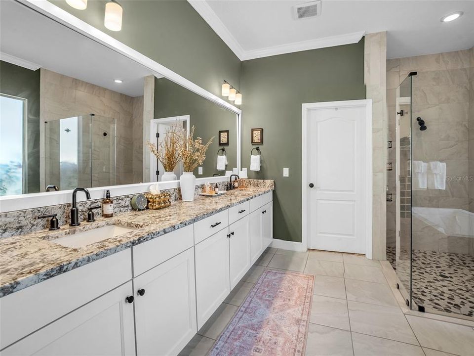 Active With Contract: $700,000 (4 beds, 3 baths, 3100 Square Feet)