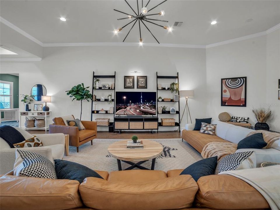 Active With Contract: $700,000 (4 beds, 3 baths, 3100 Square Feet)