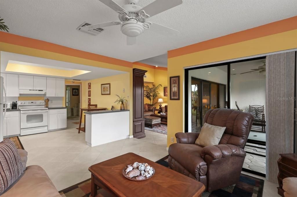 For Sale: $499,000 (2 beds, 2 baths, 1697 Square Feet)
