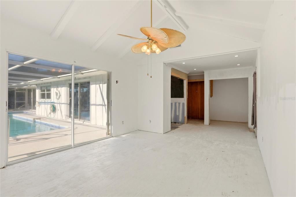 En Venta: $975,000 (3 camas, 3 baños, 1846 Pies cuadrados)