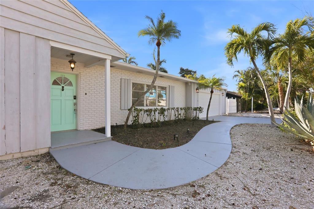 En Venta: $975,000 (3 camas, 3 baños, 1846 Pies cuadrados)