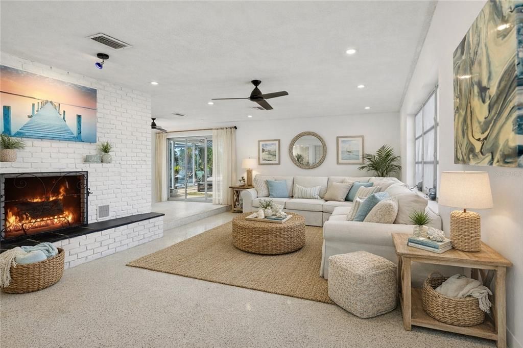 En Venta: $975,000 (3 camas, 3 baños, 1846 Pies cuadrados)