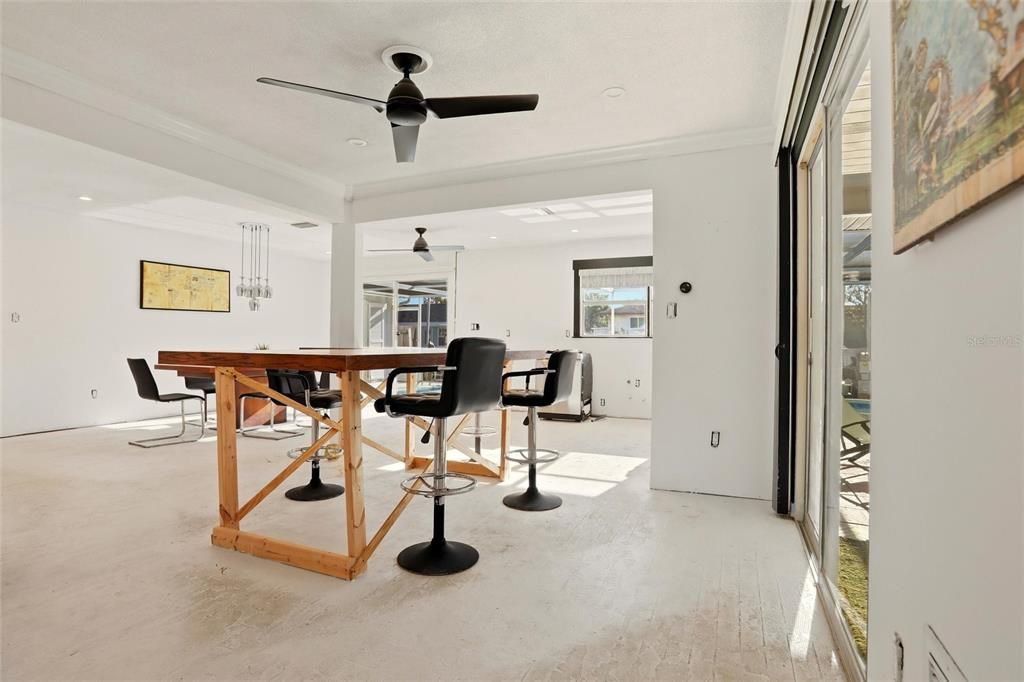 En Venta: $975,000 (3 camas, 3 baños, 1846 Pies cuadrados)