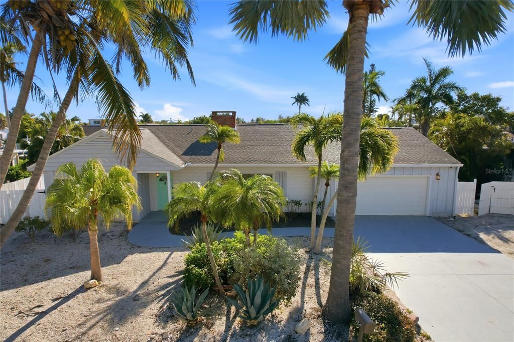 En Venta: $975,000 (3 camas, 3 baños, 1846 Pies cuadrados)