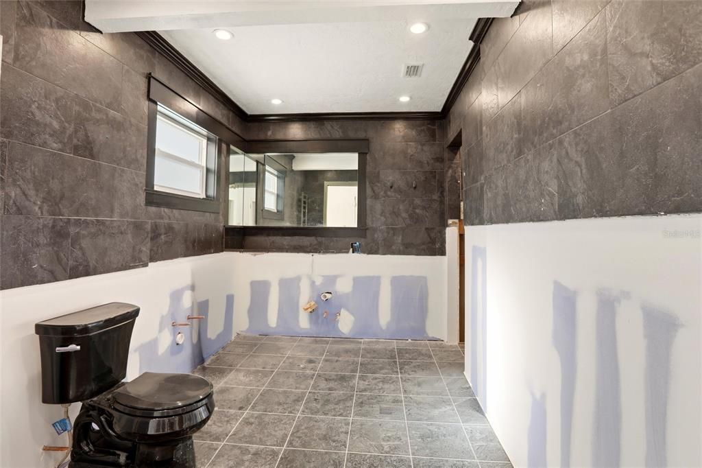 En Venta: $975,000 (3 camas, 3 baños, 1846 Pies cuadrados)