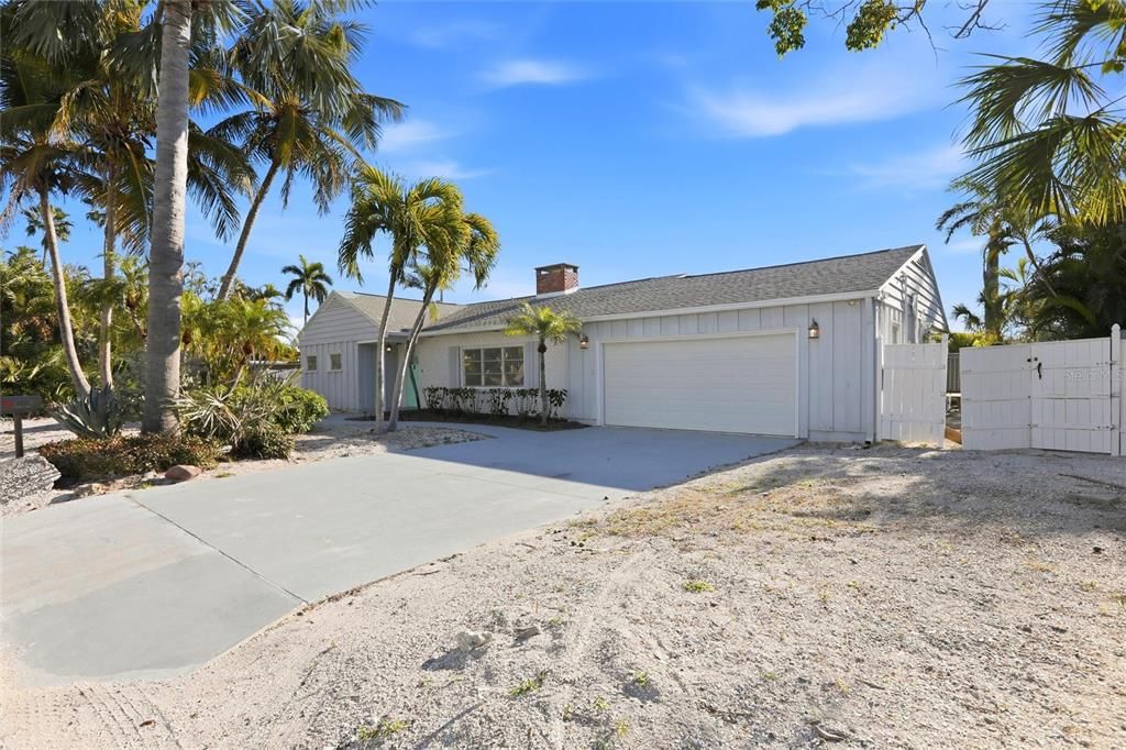 En Venta: $975,000 (3 camas, 3 baños, 1846 Pies cuadrados)